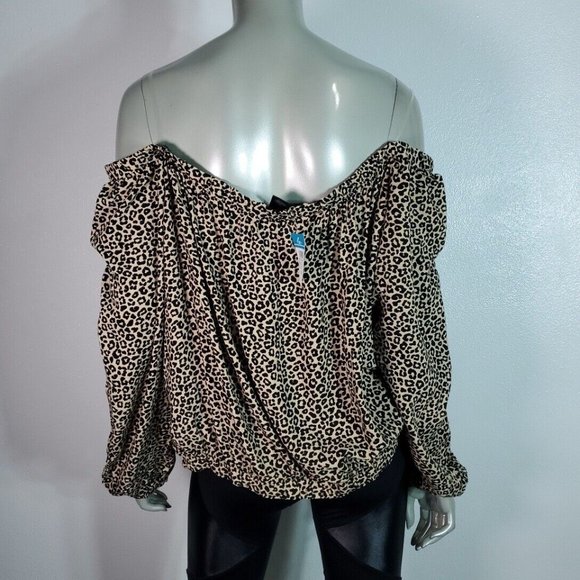 Rue 21 Top‎ Plus Size 4X Leopard Off Shoulder Tie Front Cropped Button-Up NWT - Picture 4 of 6